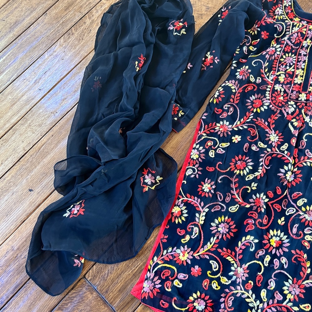 New - Picture 4 of 10